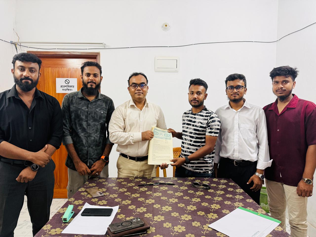 MOMODa FOUNDATION ageement signing ceremony water distribution under the Salinity CCIS Project.